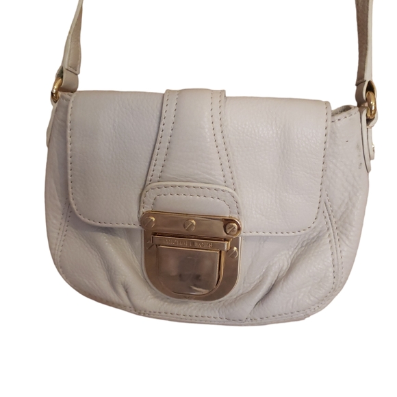 Michael Kors Charlton White Purse - Picture 2 of 11